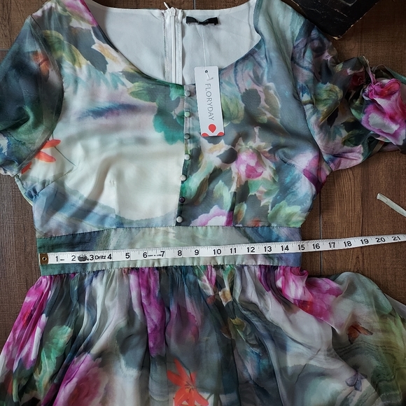 FloryDay Fairytale Gown NWT Watercolor Floral Maxi - Picture 12 of 13